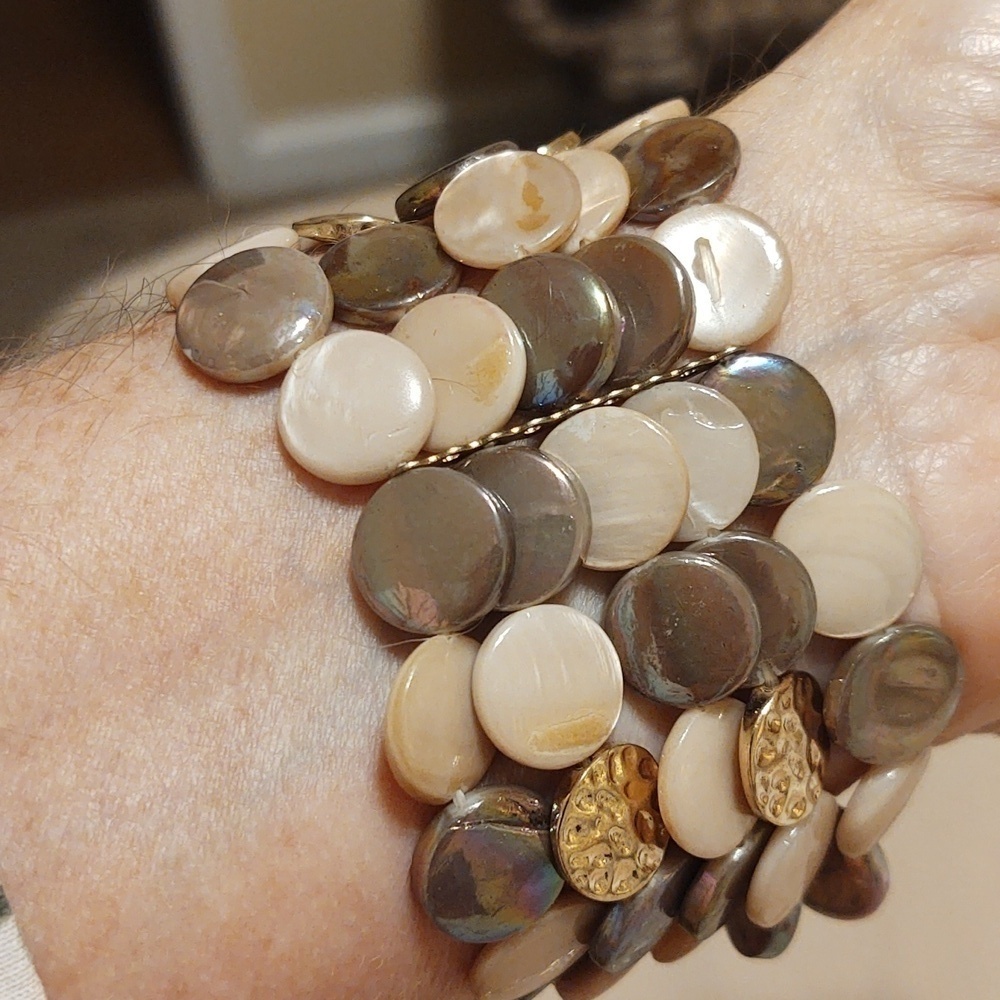 Jules B Beaded Necklace and bracelet bundle with earrings - Picture 4 of 10
